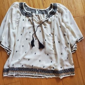 White top with embroidery